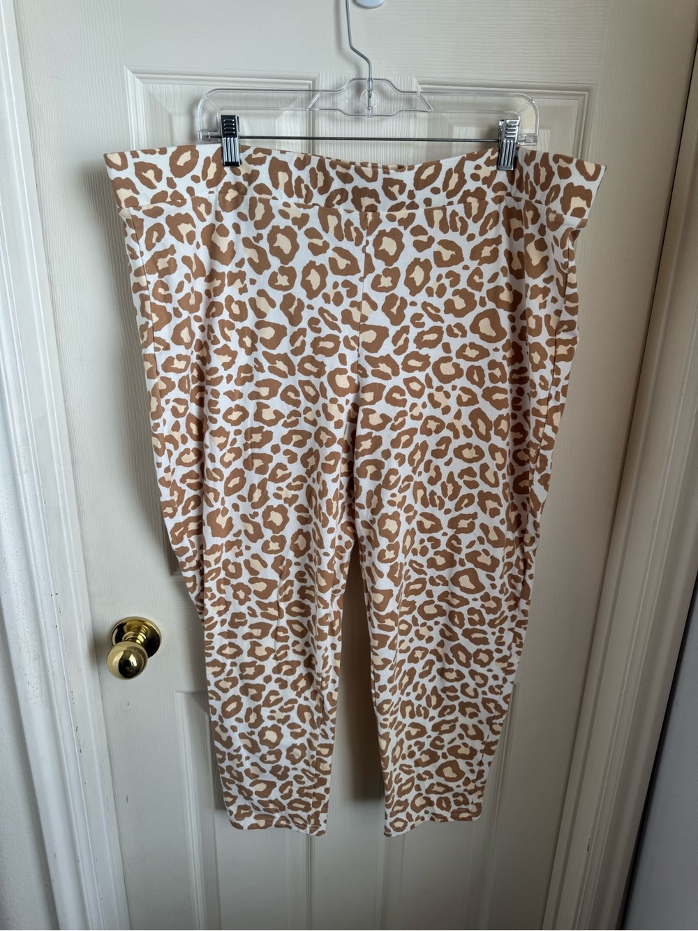Torrid Leopard Print Leggings